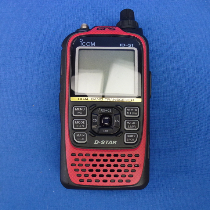 中古品】ID-51PLUS2 （ID51PLUS2)  程度【C】附属品【箱/充電器/バッテリー/アンテナ/ハンドストラップ/ベルトクリップ/取扱説明書/CD】備考【新スプリアス/新機能プラスモデルⅡ  レッドクロスモデル】 | CQオーム